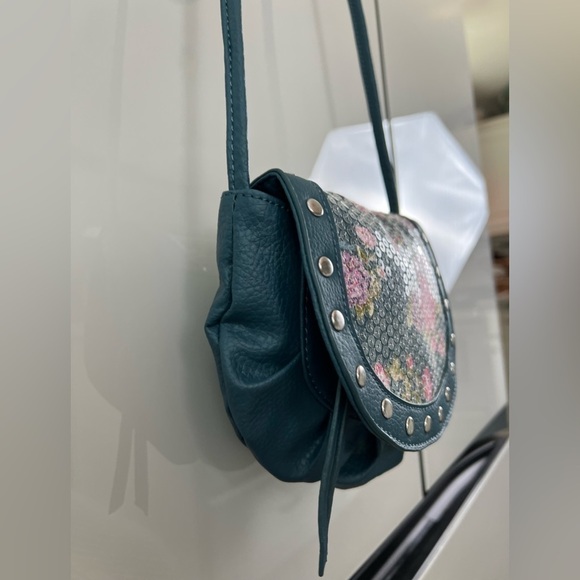 CANDIES Vegan Leather Pink Purple Rose Sequins Studded Mini Crossbody Purse Bag - Picture 8 of 14